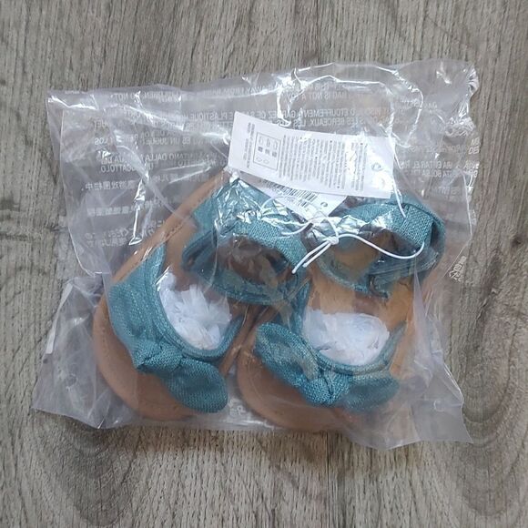 Old Navy New With Tag Size 0-3 Months Linen-Style Bow-Tie Sandals - Picture 6 of 10